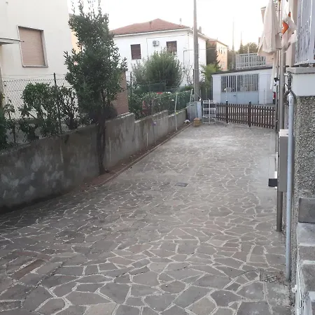 Campus Couette-café 4*